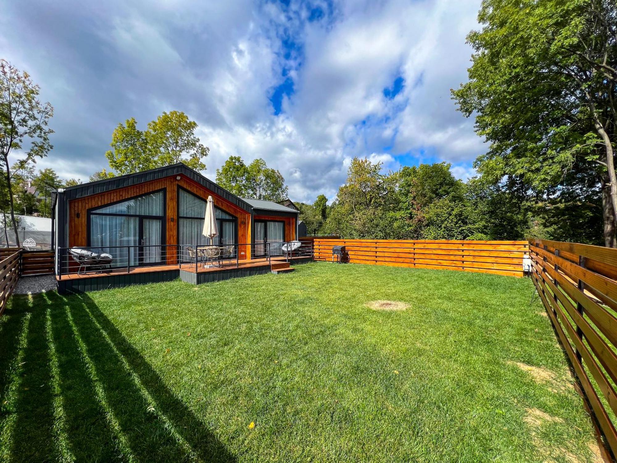 Moon Village Comarnic Sinaia Exterior photo